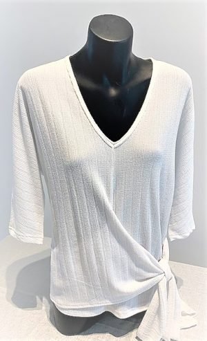 FOUR GIRLZ WHITE TIE FRONT TOP WITH 3/4 SLEEVES